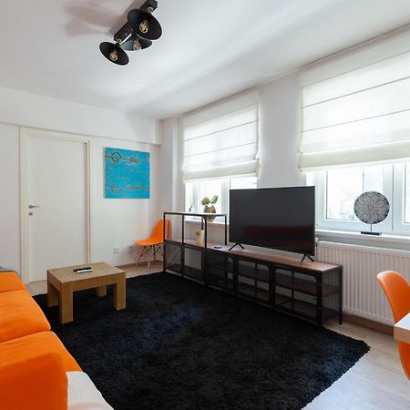 City Center-Cozy One Bedroom Apartment Bucharest Luaran gambar